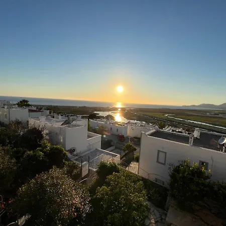 Bella Vista - Near The And Airport Villa *