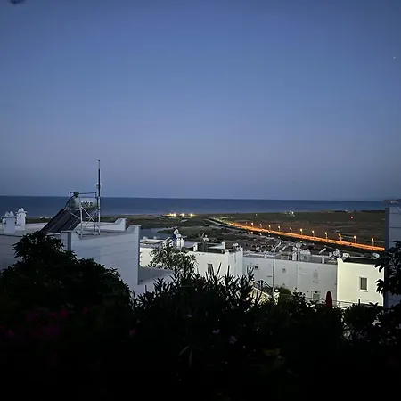 Bella Vista - Near The And Airport Villa *