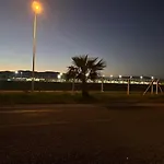 Bella Vista - Near The And Airport * דלמן