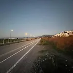 Bella Vista - Near The And Airport דלמן