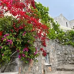 Bella Vista - Near The And Airport וילה