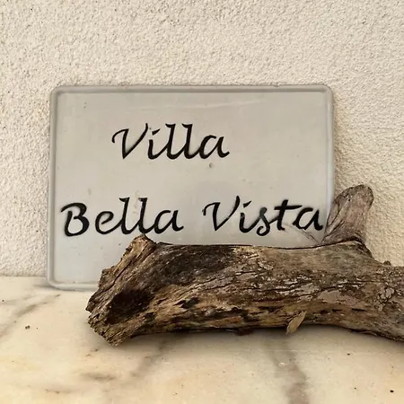 Bella Vista - Near The And Airport Вилла